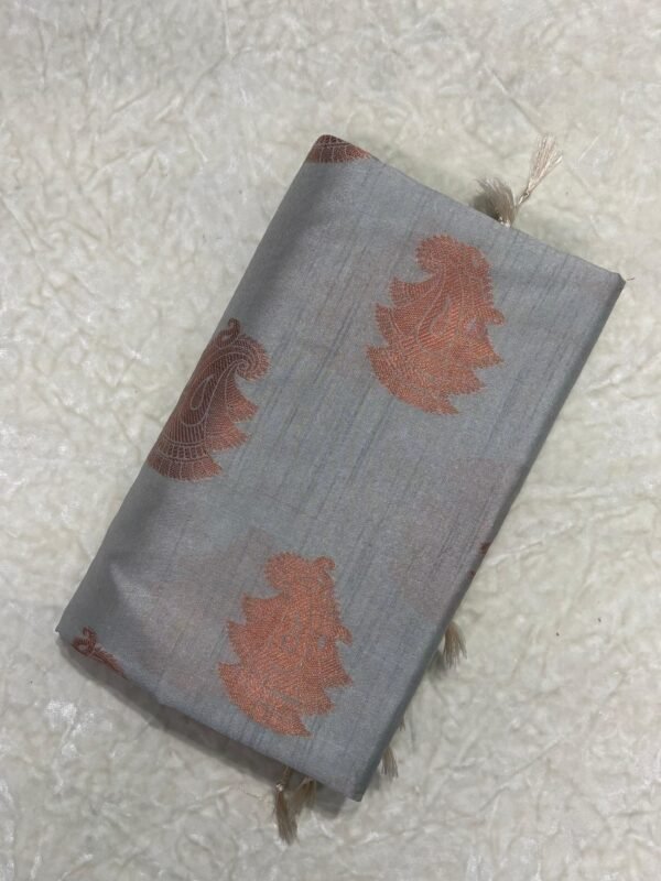 Elegant Mint Green Rajasthani Cotton Saree with Zari Paisley Work – Handwoven in Varanasi - Image 4