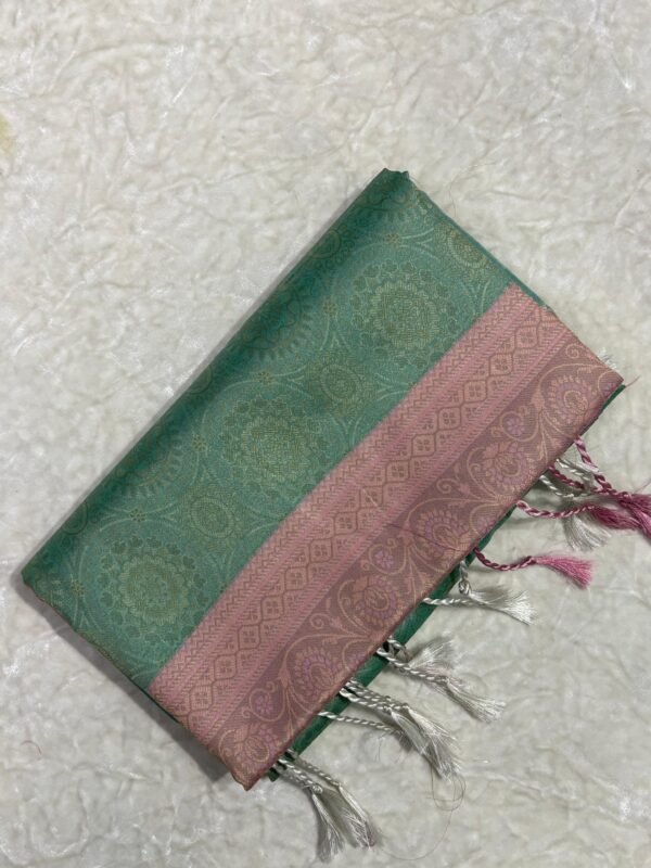 Elegant Jamawar Banarasi Saree with Zari Weaving - Image 6